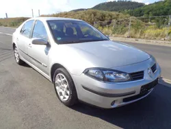 Silber Gebraucht 2005 Renault Laguna II Limousine | 699 €