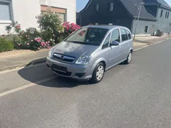 Blau Gebraucht 2010 Opel Meriva Van / Kleinbus | 2.700 € (Guter Preis)