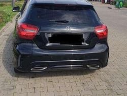 Schwarz Gebraucht 2016 Mercedes A180 AMG line Kleinwagen | 12.000 € (Guter Preis)
