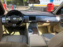 Grün Gebraucht 2010 Jaguar XF Limousine | 8.999 €