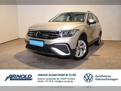 Silber Gebraucht 2023 VW Tiguan Allspace Life SUV | 43.990 € (Etwas zu teuer)