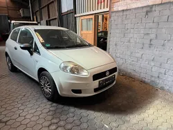 Weiß Gebraucht 2012 Fiat Punto Kleinwagen | 2.450 € (Fairer Preis)