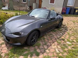 Grau Gebraucht 2015 Mazda MX5 Center-Line Cabrio | 14.900 € (Fairer Preis)