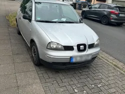Silber Gebraucht 2004 Seat Arosa Kleinwagen | 1.500 €