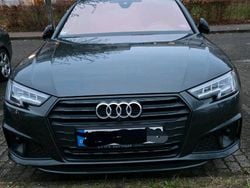 Grau Gebraucht 2019 Audi A4 S-Line Kombi | 24.800 € (Fairer Preis)