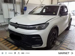 Oryxweiß perlmutteffekt Gebraucht 2024 VW Tiguan Sound SUV | 51.930 € (Fairer Preis)