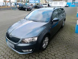 Grün Gebraucht 2016 Skoda Octavia Kombi | 9.000 € (Etwas zu teuer)