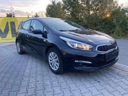 Black pearl Gebraucht 2016 Kia Ceed Edition 7 Kleinwagen | 8.150 € (Guter Preis)