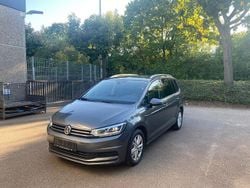 Grau Gebraucht 2020 VW Touran Van / Kleinbus | 22.900 € (Superpreis)