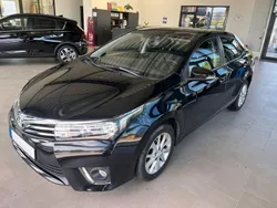 Schwarz Gebraucht 2014 Toyota Corolla Life+ Limousine | 12.490 € (Teuer)