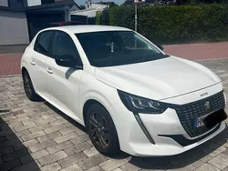 Weiß Gebraucht 2022 Peugeot 208 Allure Kleinwagen | 15.900 € (Fairer Preis)
