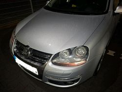 Silber Gebraucht 2007 VW Jetta Limousine | 2.850 € (Guter Preis)