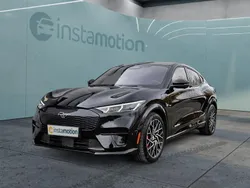Schwarz Gebraucht 2023 Ford Mustang Mach-E GT SUV | 55.299 € (Fairer Preis)