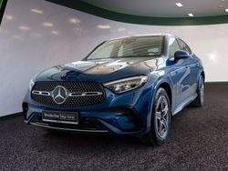 Blau / spektralblau (metallic) Gebraucht 2023 Mercedes GLC300 AMG Coupé | 64.825 € (Teuer)