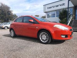Rot Gebraucht 2009 Fiat Bravo Kleinwagen | 2.990 € (Fairer Preis)