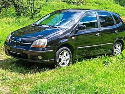 Schwarz Gebraucht 2003 Nissan Almera Tino Van / Kleinbus | 1.250 € (Fairer Preis)