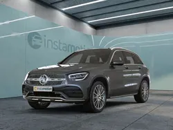 Grau Gebraucht 2021 Mercedes GLC300e AMG SUV | 36.503 € (Etwas zu teuer)