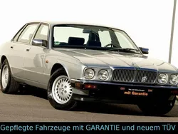 Silber Gebraucht 1990 Jaguar XJ40 Limousine | 7.299 €
