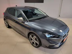 Grau Gebraucht 2022 Seat Leon FR Limousine | 23.850 € (Fairer Preis)