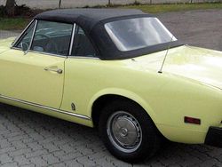 Gelb Gebraucht 1977 Fiat 124 Spider Cabrio | 8.500 €