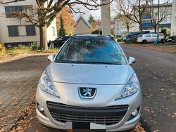 Grau Gebraucht 2012 Peugeot 207 Kombi | 4.900 €