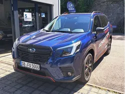 Sapphire blue (p) Gebraucht 2024 Subaru Forester Exclusive+ SUV | 36.500 € (Guter Preis)