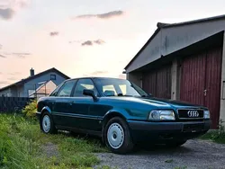 Grün Gebraucht 1990 Audi 80 Limousine | 1.000 €