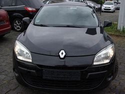 Schwarz Gebraucht 2010 Renault Mégane III Expression Limousine | 4.660 € (Guter Preis)
