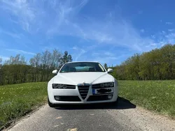 Weiß Gebraucht 2011 Alfa Romeo 159 Limousine | 5.200 € (Teuer)