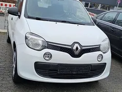 Weiß Gebraucht 2017 Renault Twingo Kleinwagen | 3.700 €