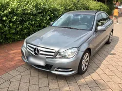 Andere außenfarben Gebraucht 2012 Mercedes C180 Elegance Limousine | 11.100 €