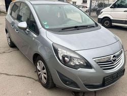Silbersee/perl silber (m2) Gebraucht 2011 Opel Meriva Innovation Van / Kleinbus | 1.900 € (Superpreis)