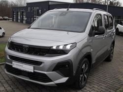 Silber Gebraucht 2024 Peugeot Rifter GT Van / Kleinbus | 30.800 € (Teuer)