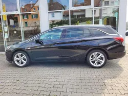 Karbon schwarz Gebraucht 2019 Opel Astra Dynamic Kombi | 17.995 €