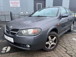 Grau Gebraucht 2005 Nissan Almera Visia Limousine | 990 € (Fairer Preis)