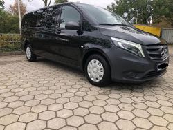 Schwarz Gebraucht 2019 Mercedes Vito Van / Kleinbus | 15.500 €