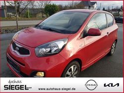Rot Gebraucht 2015 Kia Picanto DREAM-TEAM Edition Kleinwagen | 6.490 € (Etwas zu teuer)