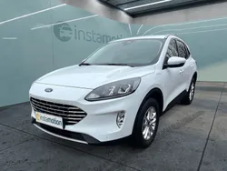 Weiß Gebraucht 2022 Ford Kuga Titanium SUV | 26.990 € (Fairer Preis)