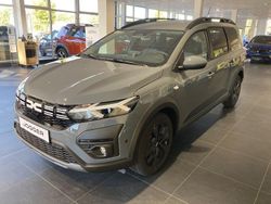 Gebraucht 2025 Dacia Jogger Expression Van / Kleinbus | 23.990 € (Teuer)