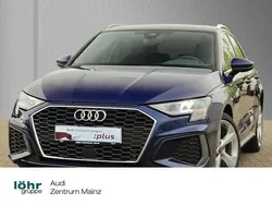 Navarrablau metallic Gebraucht 2024 Audi A3 Sportback e-tron S-Line Limousine | 30.980 € (Fairer Preis)