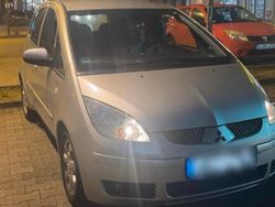 Grau Gebraucht 2006 Mitsubishi Colt Kleinwagen | 2.900 € (Etwas zu teuer)