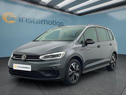 Schwarz Gebraucht 2024 VW Touran Van / Kleinbus | 37.849 € (Teuer)