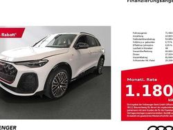 Weiß Neu 2025 Audi Q5 Ambiente SUV | 71.490 € (Etwas zu teuer)