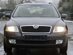 Anthracite grau mettalic Gebraucht 2009 Skoda Octavia Team Edition Kombi | 2.690 € (Etwas zu teuer)