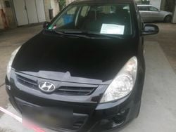 Schwarz Gebraucht 2012 Hyundai i20 Kleinwagen | 2.450 € (Fairer Preis)