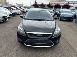 Schwarz Gebraucht 2009 Ford Focus Titanium Limousine | 3.900 € (Etwas zu teuer)