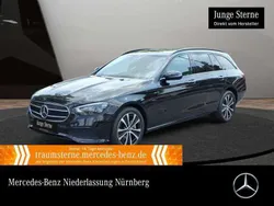 Schwarz Gebraucht 2021 Mercedes E300 Night Kombi | 29.990 € (Etwas zu teuer)