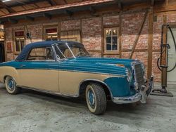 Blau Gebraucht 1958 Mercedes 220 Cabrio | 98.450 €