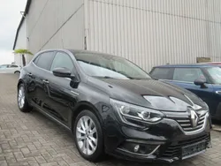 Schwarz Gebraucht 2016 Renault Mégane IV Intens Limousine | 11.490 € (Fairer Preis)