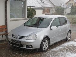 Silber Gebraucht 2008 VW Golf V United Limousine | 3.450 € (Fairer Preis)